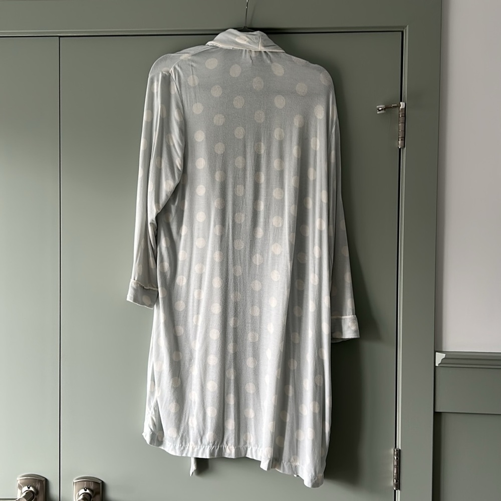 Riot Theory X Jilly Box Robe - Picture 4 of 5